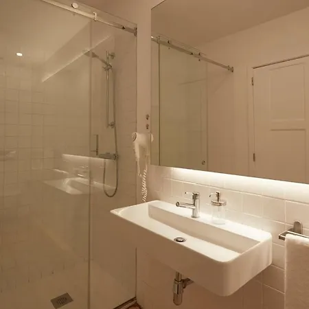 Guestready - Cedofeita Pool Hotel *